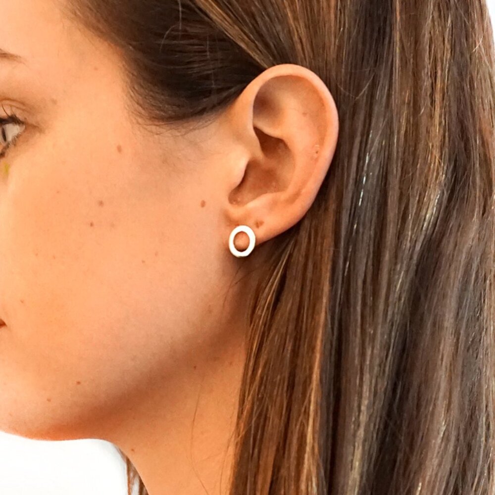 Sterling silver open circle stud